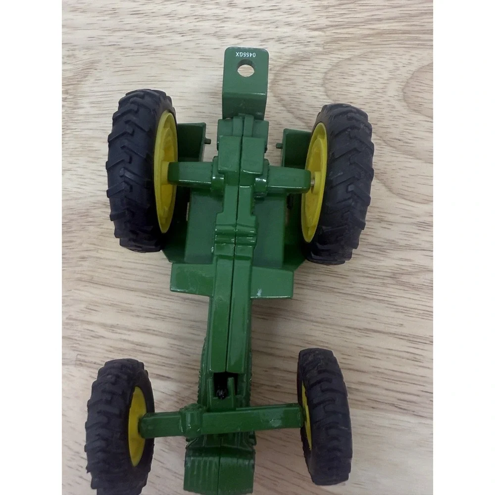 Ertl John Deere Tractor ( #3140) Die Cast Farming Equipment Collectible Toy #53‎